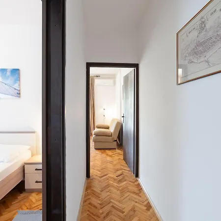 Ivo Apartment Pag Town