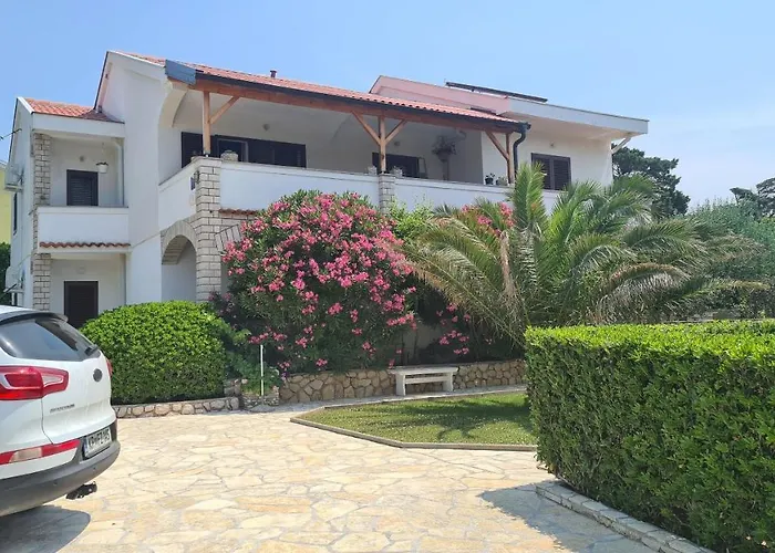 Ivo Appartement Pag Town
